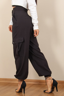 Calça alfaiataria jogger cargo Preto